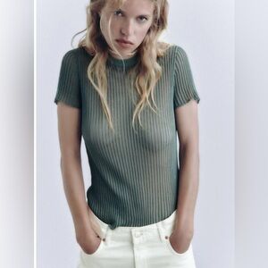 Zara Short Sleeve Ribbed Tshirt